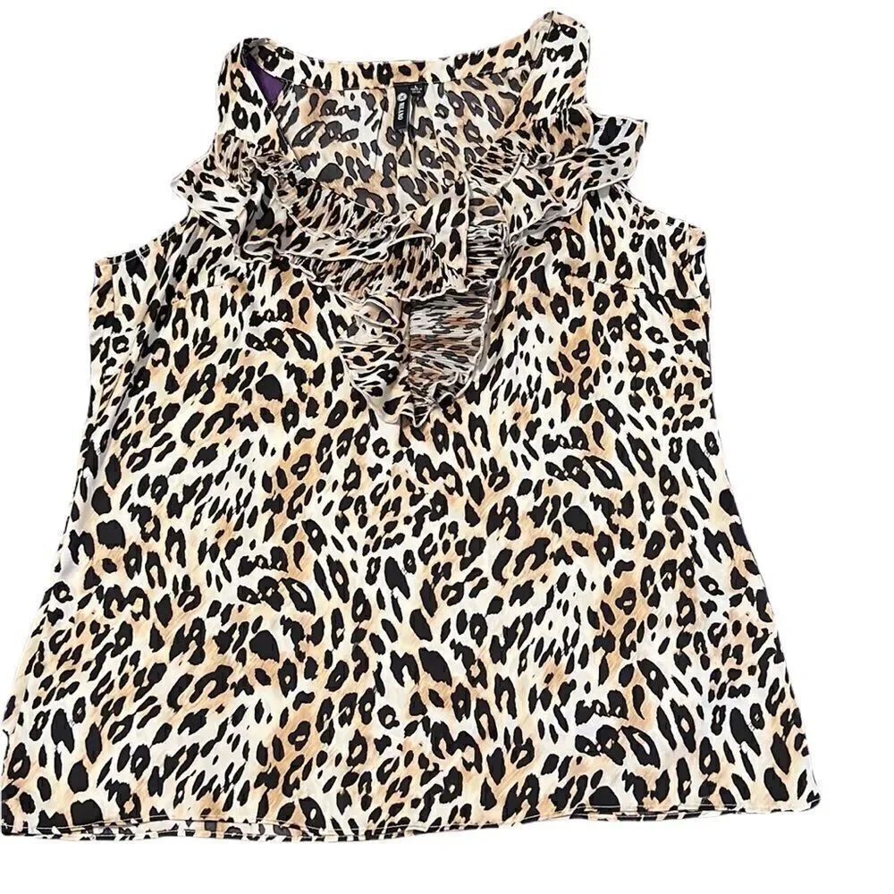 Milanoβsize large leopard printΒ sleeveless blouse with rufflesβEUC